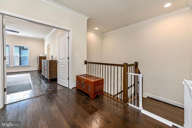 42284 CRAWFORD TER, Brambleton, VA 20148