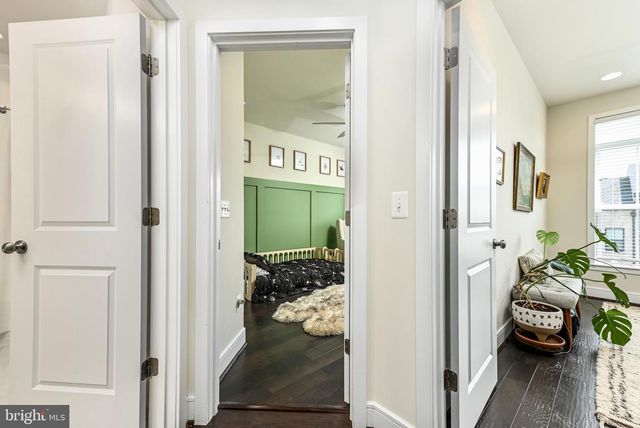 42284 CRAWFORD TER, Brambleton, VA 20148