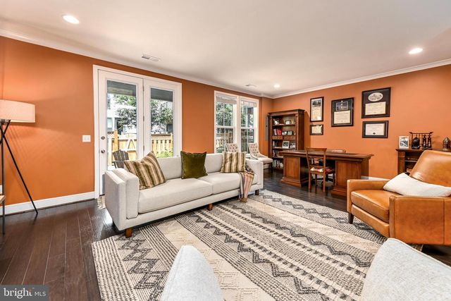 42284 CRAWFORD TER, Brambleton, VA 20148