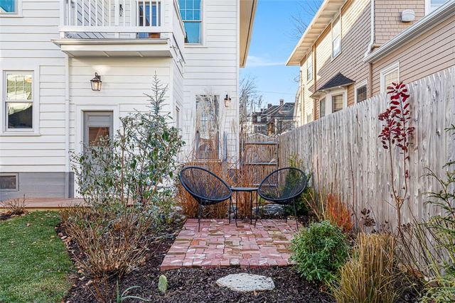 41 Taber Avenue, Providence, RI 02906