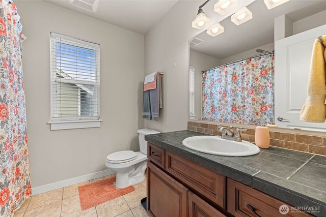5337 Racca Drive SE, Olympia, WA 98513