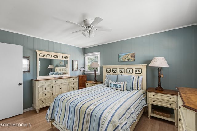 326 S 2nd Street, Surf City, NJ 08008