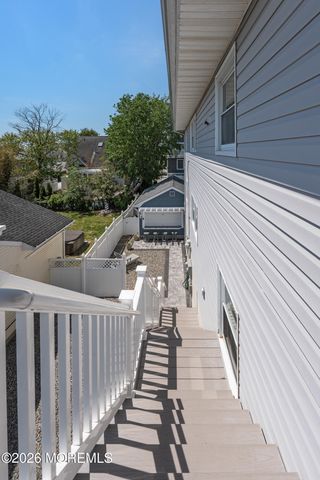 326 S 2nd Street, Surf City, NJ 08008