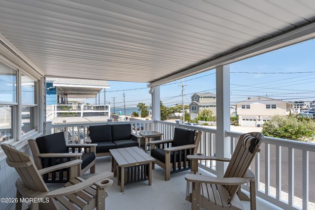 326 S 2nd Street, Surf City, NJ 08008