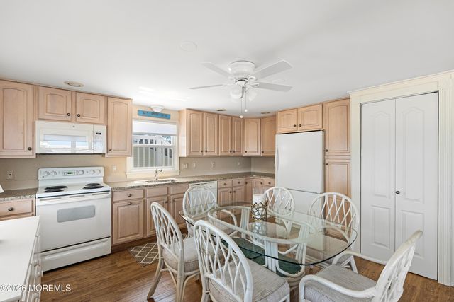 326 S 2nd Street, Surf City, NJ 08008