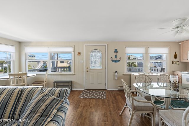 326 S 2nd Street, Surf City, NJ 08008