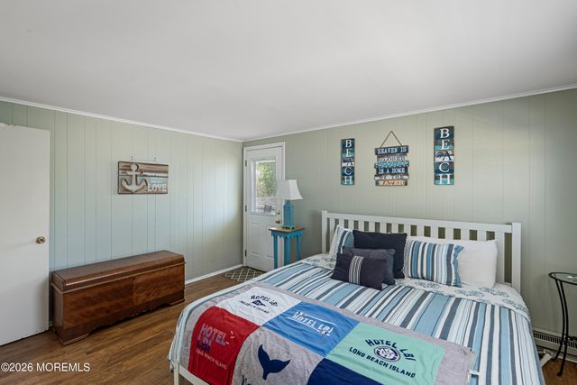 326 S 2nd Street, Surf City, NJ 08008