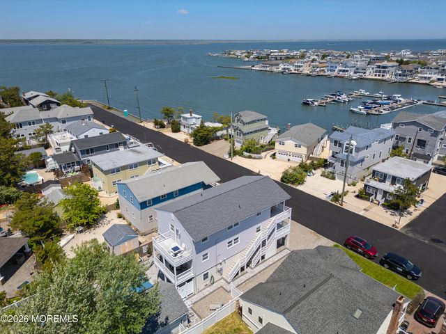 326 S 2nd Street, Surf City, NJ 08008