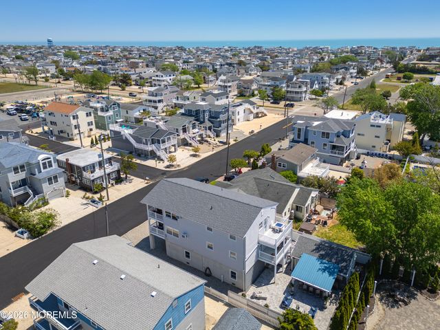 326 S 2nd Street, Surf City, NJ 08008