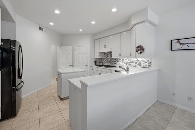 17 Belmonte Drive, Palm Desert, CA 92211