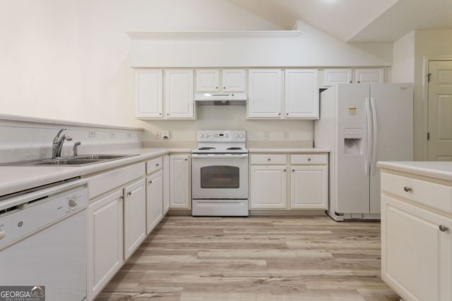400 Silver Summit Drive SE, Conyers, GA 30094