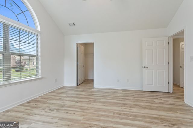400 Silver Summit Drive SE, Conyers, GA 30094