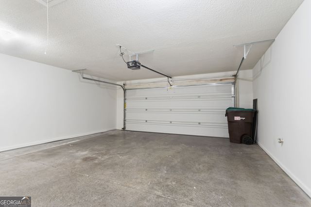 400 Silver Summit Drive SE, Conyers, GA 30094