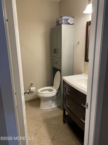 48 Rodhos Street, Toms River, NJ 08757
