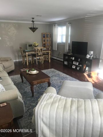 48 Rodhos Street, Toms River, NJ 08757