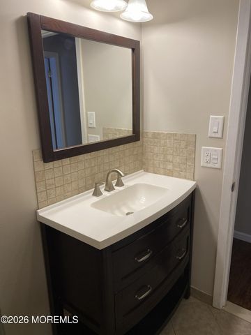 48 Rodhos Street, Toms River, NJ 08757