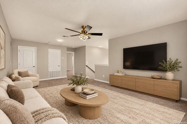 532 COPPER MINE ST, New Braunfels, TX 78130