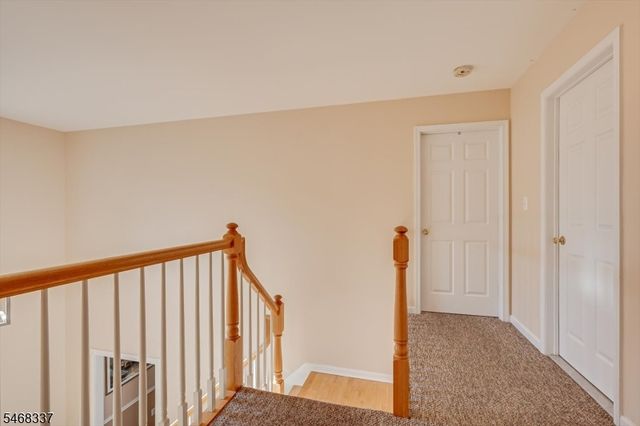 41 Treetops Cir, Franklin Twp., NJ 08540
