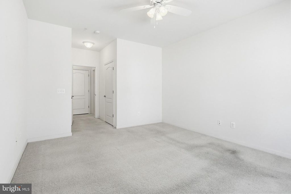 Image 29 of property listing at 8901 BRAUERTON RD #301, Ellicott City, MD 21043