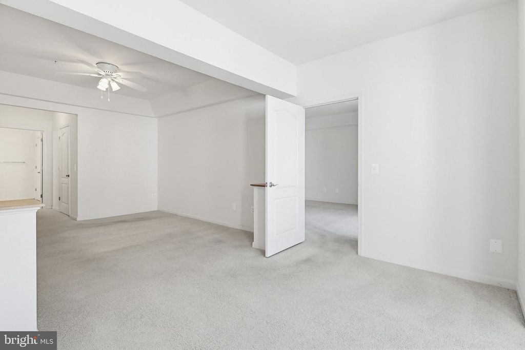 Image 35 of property listing at 8901 BRAUERTON RD #301, Ellicott City, MD 21043