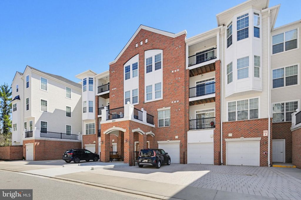 Image 46 of property listing at 8901 BRAUERTON RD #301, Ellicott City, MD 21043