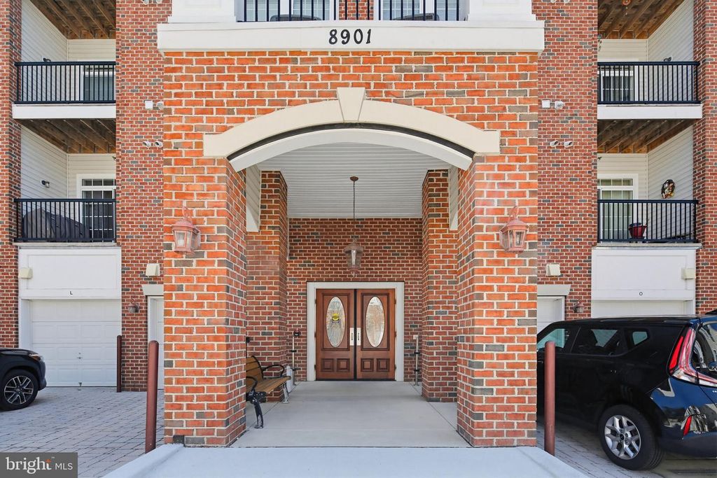 Image 47 of property listing at 8901 BRAUERTON RD #301, Ellicott City, MD 21043