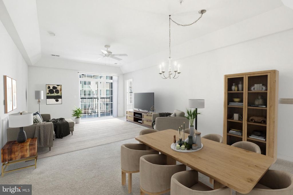 Image 6 of property listing at 8901 BRAUERTON RD #301, Ellicott City, MD 21043