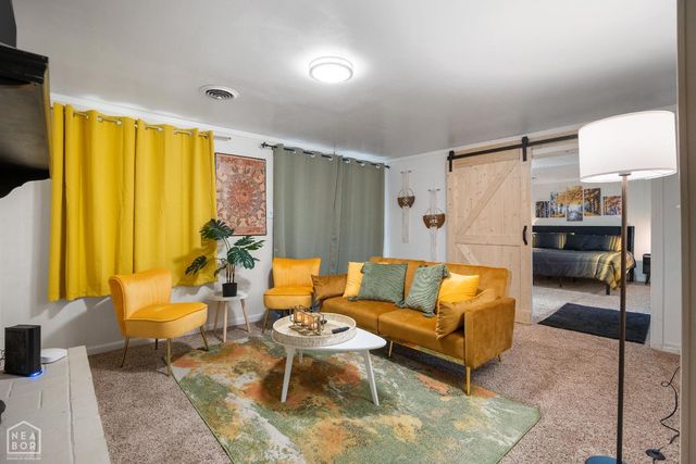 60 Cherokee Road, Cherokee Village, AR 72529