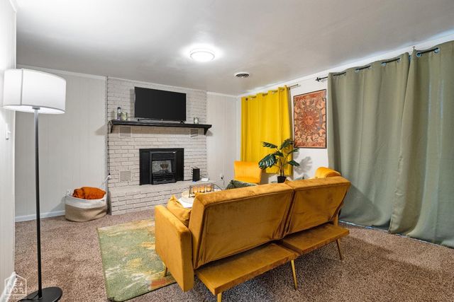 60 Cherokee Road, Cherokee Village, AR 72529