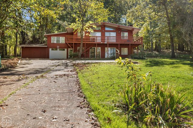 60 Cherokee Road, Cherokee Village, AR 72529