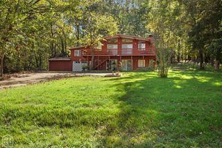 60 Cherokee Road, Cherokee Village, AR 72529