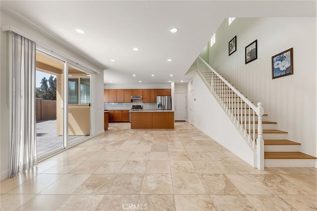 7271 Enclave dr, Eastvale, CA 92880