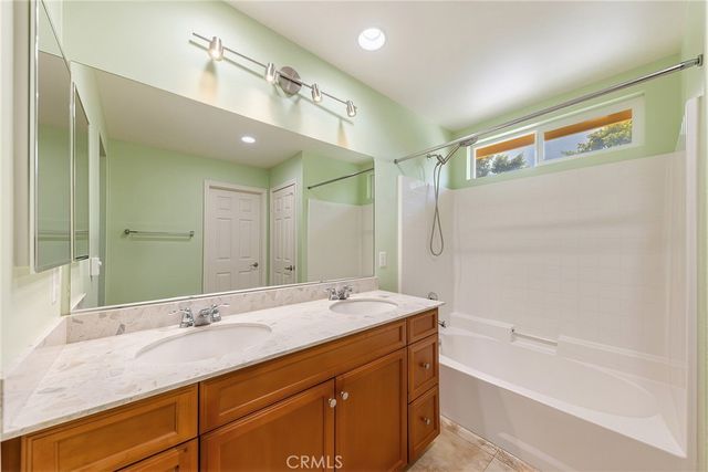 7271 Enclave dr, Eastvale, CA 92880