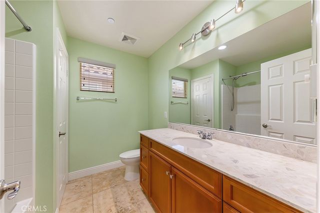 7271 Enclave dr, Eastvale, CA 92880