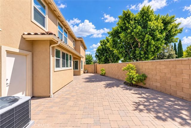 7271 Enclave dr, Eastvale, CA 92880