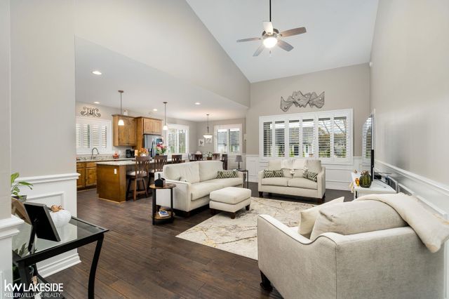 30009 Quincy Street, Chesterfield Twp, MI 48051