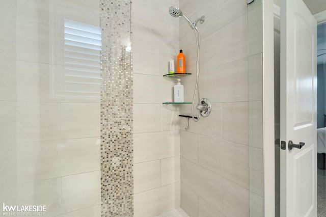 30009 Quincy Street, Chesterfield Twp, MI 48051