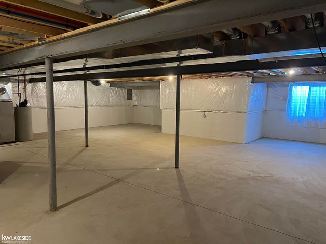 30009 Quincy Street, Chesterfield Twp, MI 48051