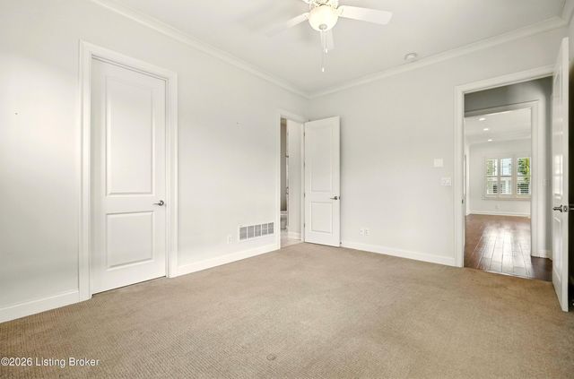 8707 Featherbell Blvd, Prospect, KY 40059