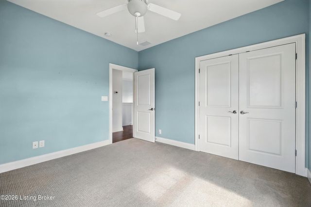 8707 Featherbell Blvd, Prospect, KY 40059