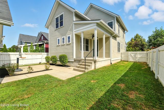8707 Featherbell Blvd, Prospect, KY 40059