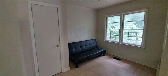 2980 WANDA SW Circle, Atlanta, GA 30315