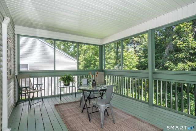 10 Scherer Lane, Windsor, CT 06095