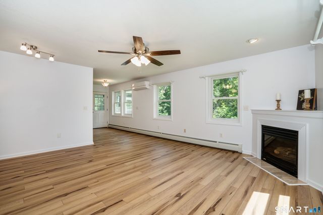 10 Scherer Lane, Windsor, CT 06095