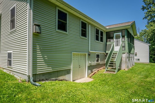 10 Scherer Lane, Windsor, CT 06095