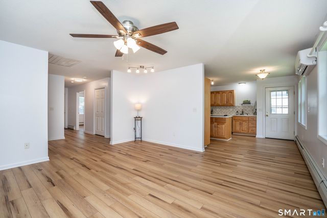 10 Scherer Lane, Windsor, CT 06095