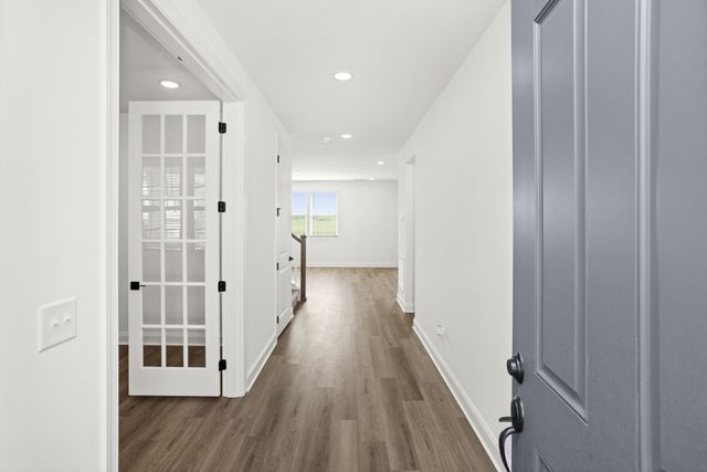 2323 Williamsport Landing, Columbia, TN 38401