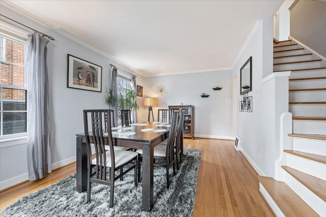 424 S Home Avenue, Park Ridge, IL 60068