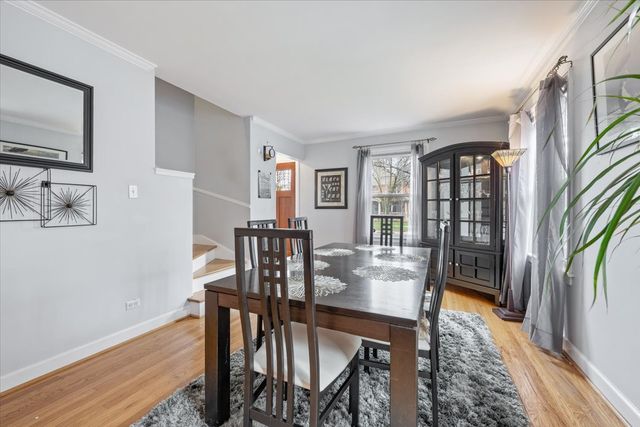 424 S Home Avenue, Park Ridge, IL 60068