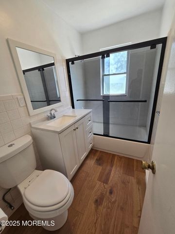 330 Elizabeth Avenue, Toms River, NJ 08753